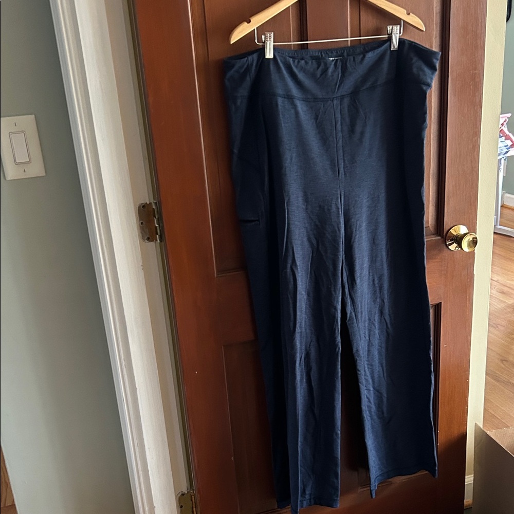 Duluth Trading Co Dark Blue Wide Leg Noga Pants